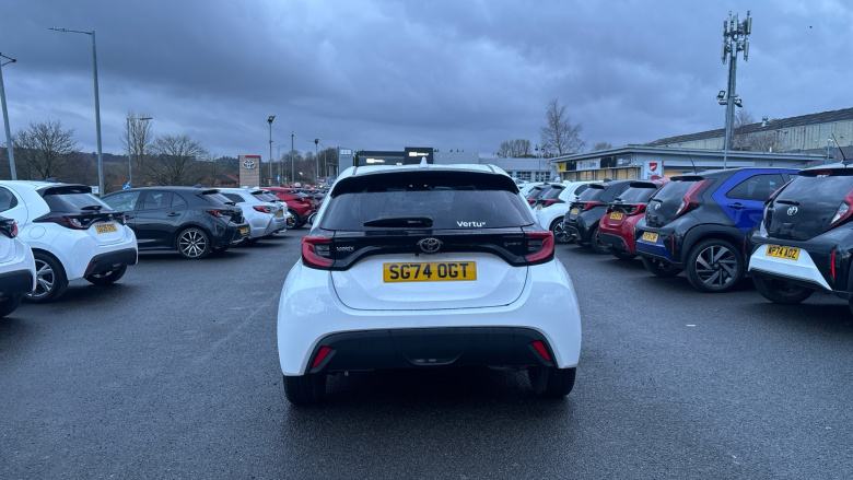 Toyota Yaris 1.5 Hybrid Design 5dr CVT Hybrid Hatchback